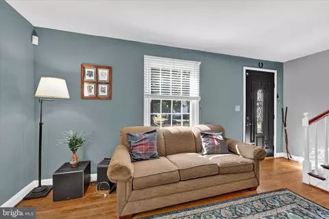 302 Brook Rd, Towson, MD 21286 photo 5