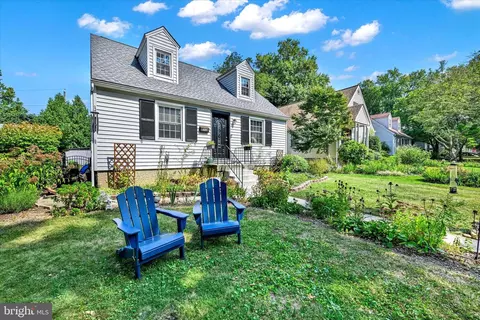 302 Brook Rd, Towson, MD 21286 photo 3