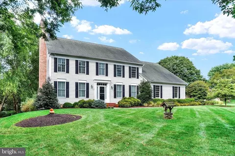 4041 Holly Knoll Dr, Glen Arm, MD 21057