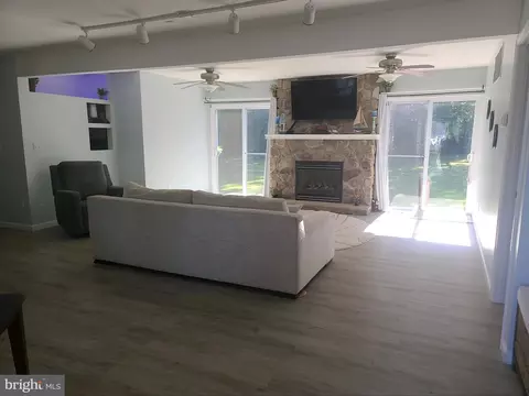 12805 Eastern Ave, Middle River, MD 21220 photo 2