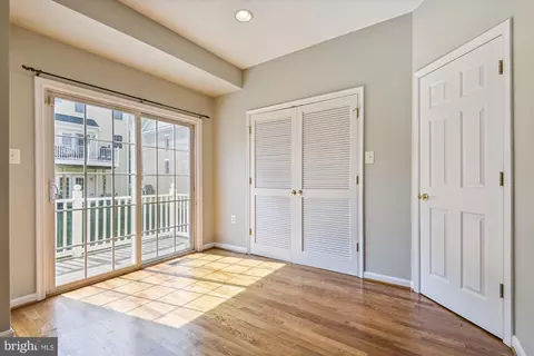 115 Hearth Ct, Baltimore, MD 21212 photo 18