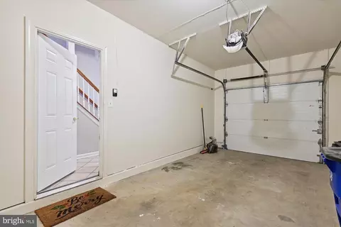 115 Hearth Ct, Baltimore, MD 21212 photo 8