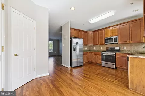 115 Hearth Ct, Baltimore, MD 21212 photo 15