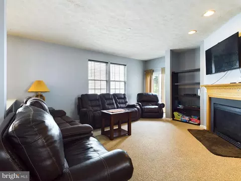 711 Luke Rd, Middle River, MD 21220 photo 9
