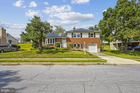 139 Hollow Brook Rd, Lutherville Timonium, MD 21093