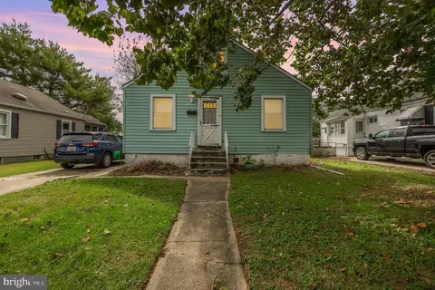 7 German Hill Rd, Dundalk, MD 21222