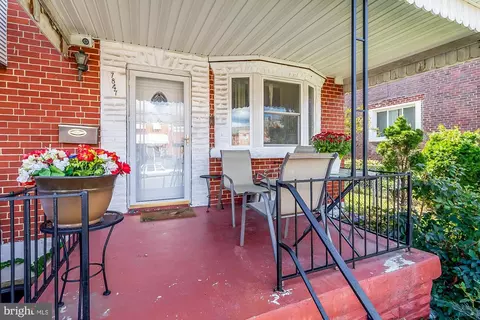 7847 Gough St, Baltimore, MD 21224 photo 3