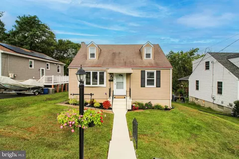 3 Holmes Ave, Catonsville, MD 21228