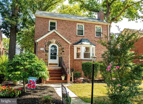 102 Manor Ave, Baltimore, MD 21206