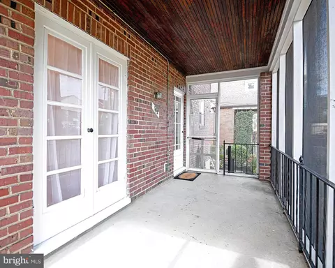 102 Manor Ave, Baltimore, MD 21206 photo 33