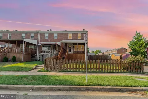 700 Seawall Rd, Essex, MD 21221