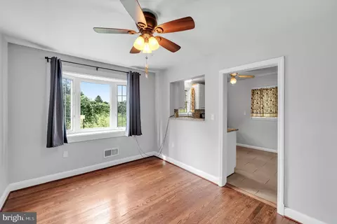 5602 Windsor Mill Rd, Gwynn Oak, MD 21207 photo 13