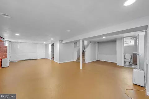 5602 Windsor Mill Rd, Gwynn Oak, MD 21207 photo 17