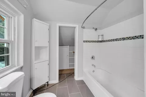 5602 Windsor Mill Rd, Gwynn Oak, MD 21207 photo 8