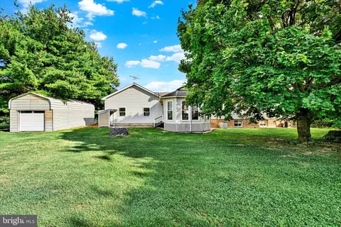 18301 Brick Store Rd, Hampstead, MD 21074 photo 14