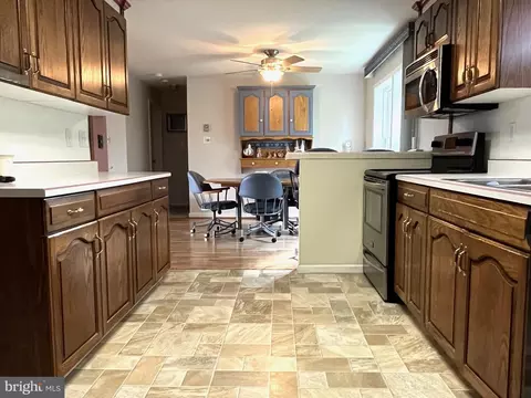 18301 Brick Store Rd, Hampstead, MD 21074 photo 32
