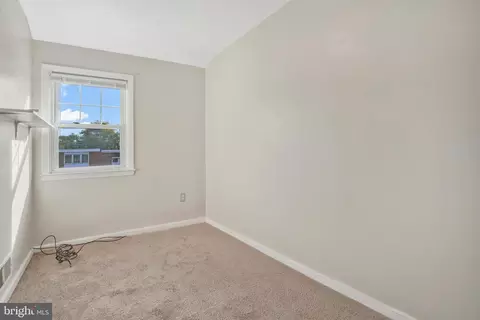 4406 Norfen Rd, Halethorpe, MD 21227 photo 17