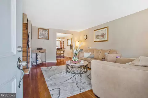4406 Norfen Rd, Halethorpe, MD 21227 photo 4