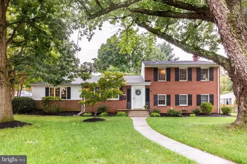 2320 Foxley Rd, Lutherville Timonium, MD 21093