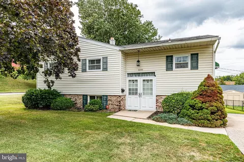 8100 Candle Ln, Rosedale, MD 21237