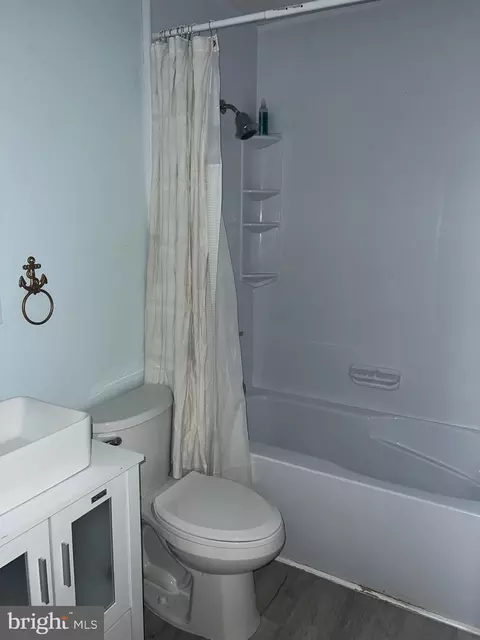 8008 Penwood Ave, Sparrows Point, MD 21219 photo 7