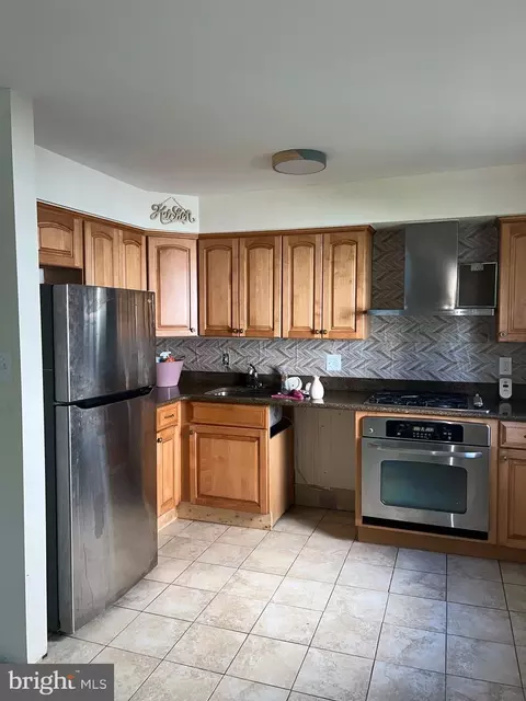 8008 Penwood Ave, Sparrows Point, MD 21219 photo 4