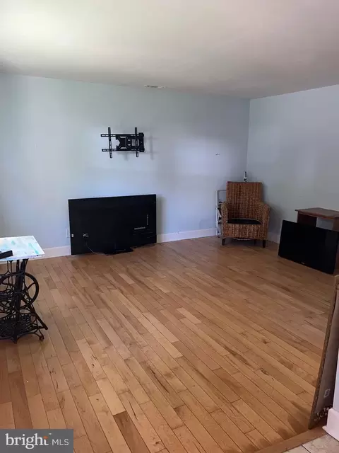 8008 Penwood Ave, Sparrows Point, MD 21219 photo 3