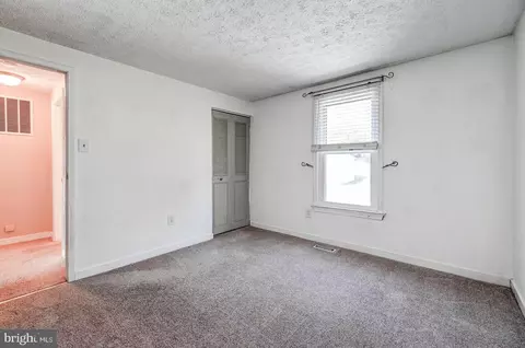 9748 Denrob Ct, Parkville, MD 21234 photo 16