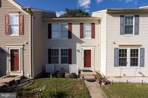 28 Cutter Cove Ct, Middle River, MD 21220
