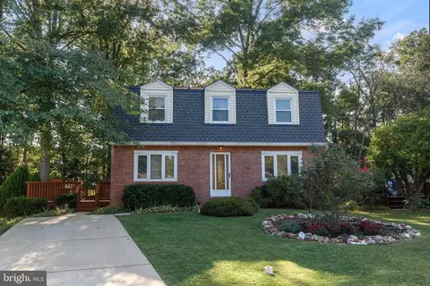 10 Lake Forest Ct, Nottingham, MD 21236