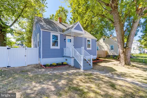 93 Avalon Ave, Dundalk, MD 21222