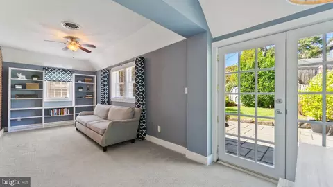 6902 Marlborough Rd, Baltimore, MD 21212 photo 16