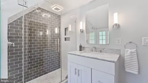 6902 Marlborough Rd, Baltimore, MD 21212 photo 20