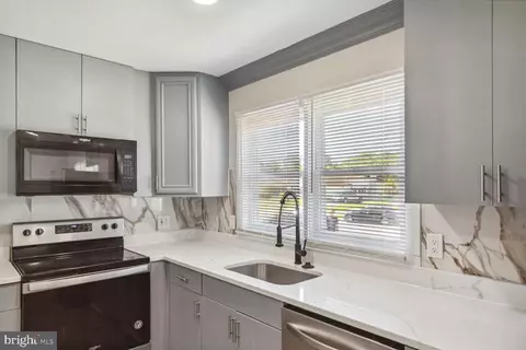 2107 Kennicott Rd, Windsor Mill, MD 21244 photo 14