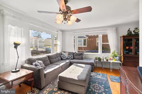 2106 Lugine Ave, Gwynn Oak, MD 21207 photo 4