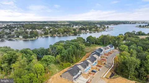 420 Waters Lndg, Essex, MD 21221