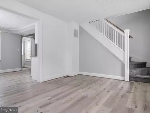 29 Eastship Rd, Dundalk, MD 21222 photo 3