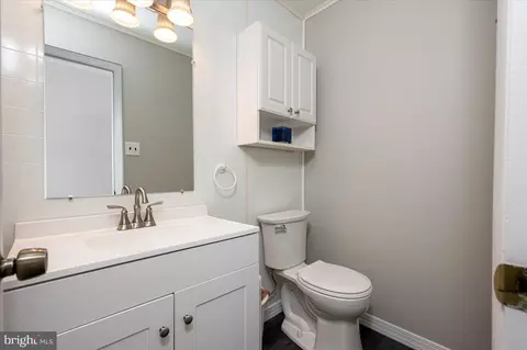 5645 Selford Rd, Halethorpe, MD 21227 photo 9