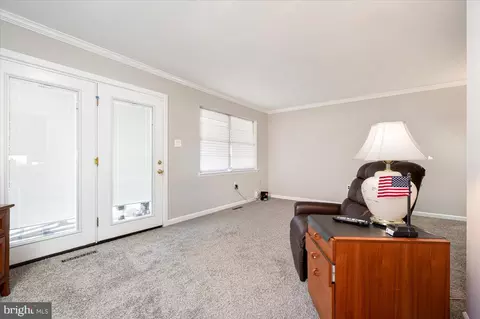 5645 Selford Rd, Halethorpe, MD 21227 photo 13