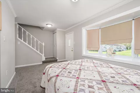 5645 Selford Rd, Halethorpe, MD 21227 photo 2