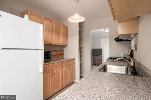 5645 Selford Rd, Halethorpe, MD 21227 photo 7