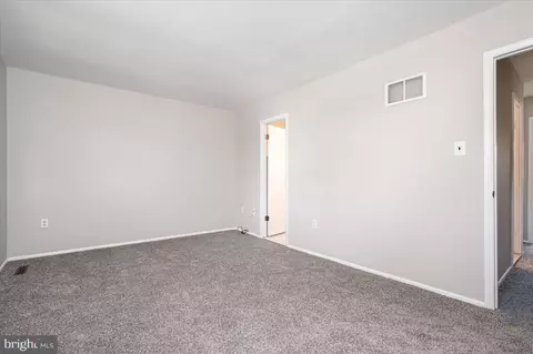 5645 Selford Rd, Halethorpe, MD 21227 photo 15