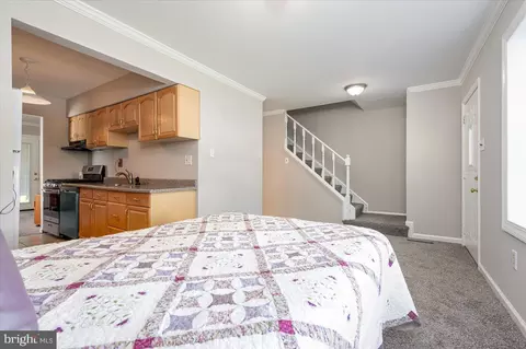 5645 Selford Rd, Halethorpe, MD 21227 photo 3