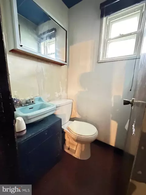 4222 Fallstaff Rd, Baltimore, MD 21215 photo 11