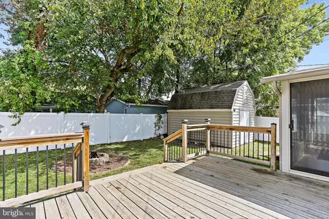 6 Honeycomb Rd, Middle River, MD 21220 photo 32