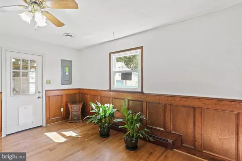 6 Honeycomb Rd, Middle River, MD 21220 photo 10