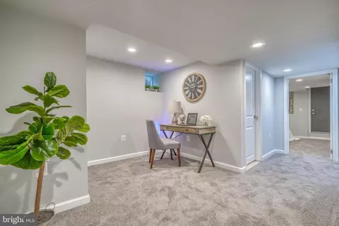 564 47th St, Baltimore, MD 21224 photo 20