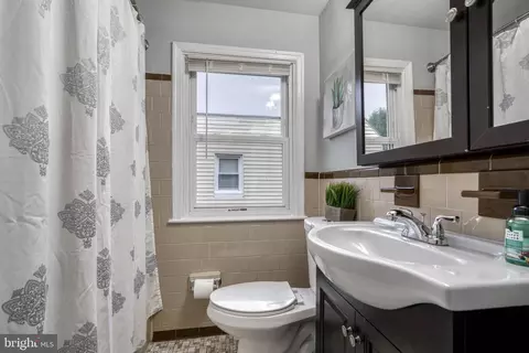 564 47th St, Baltimore, MD 21224 photo 18