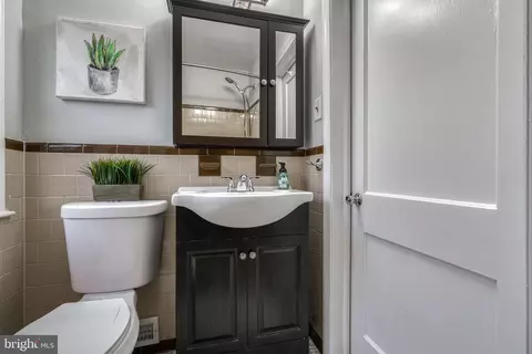 564 47th St, Baltimore, MD 21224 photo 19