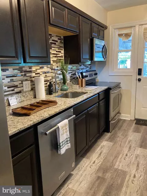 1124 Wedgewood Rd, Baltimore, MD 21229 photo 8